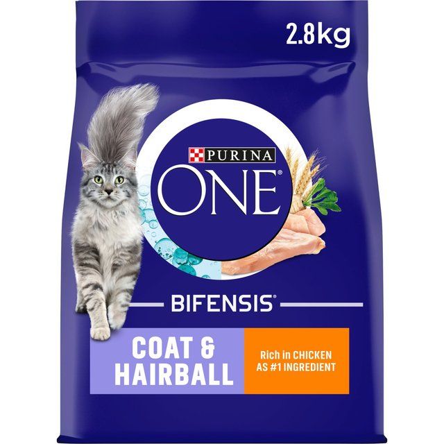 Purina One Coat and Hairball Chicken Dry Cat Food   2.8kg GOODS M&S   