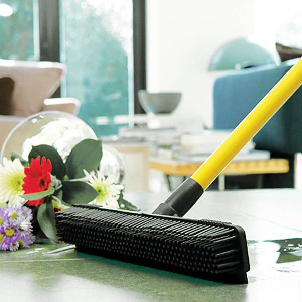 JML Rubber Wonder Broom vertical