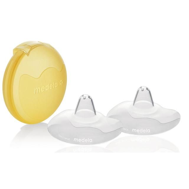 Medela Medium Contact Nipple Shields with Case   2 per pack