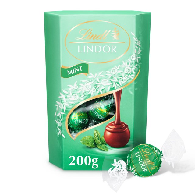 Lindt Lindor Milk Mint Chocolate Truffles    200g