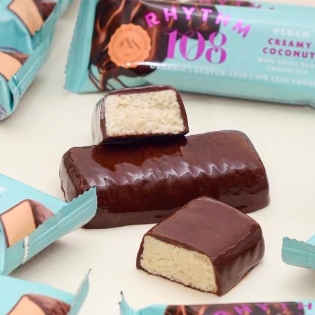 Rhythm 108 Swiss Vegan Creamy Coconut Bar with Dark Chocolate   33g GOODS M&S   