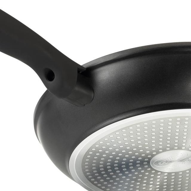 Zyliss Frying Pan 28cm GOODS M&S   