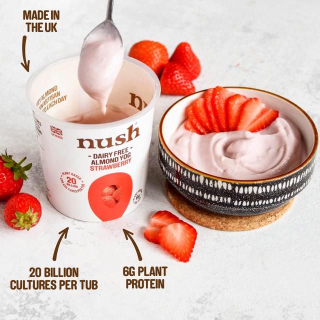 Nush Strawberry Almond Yoghurt   350g