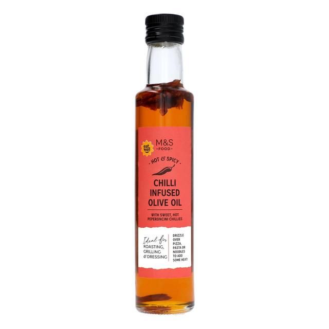 M&S Chilli Infused Olive Oil   250ml