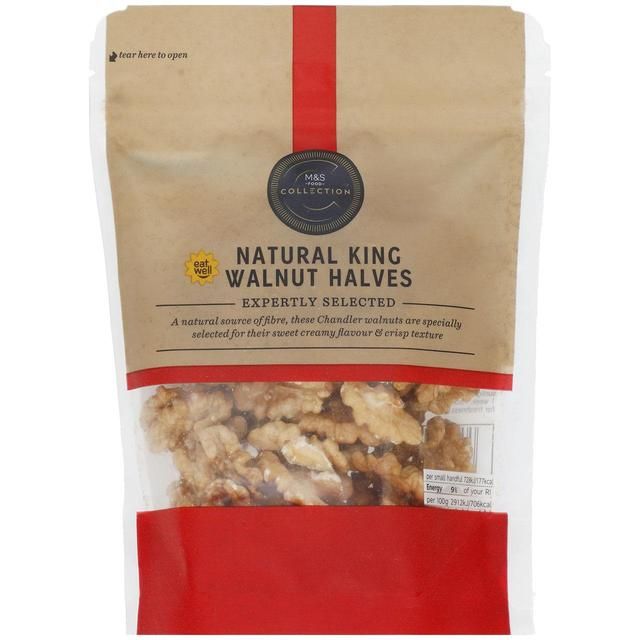 M&S Natural King Walnut Halves   100g GOODS M&S   