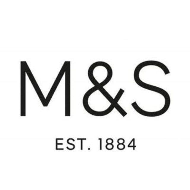 M&S Strawberry Jam & Clotted Cream Sponge Roll   245g