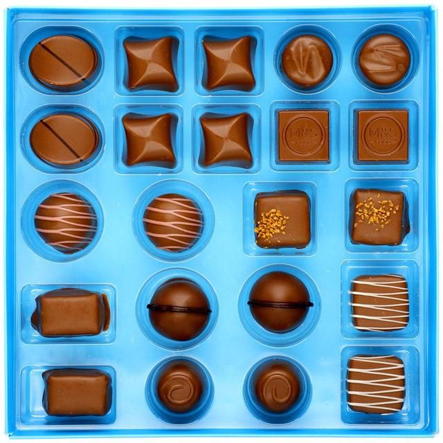 M&S Milk Chocolate Selection Box   300g GOODS M&S   