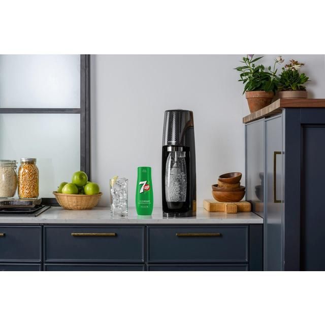 Sodastream 7Up   440ml GOODS M&S   