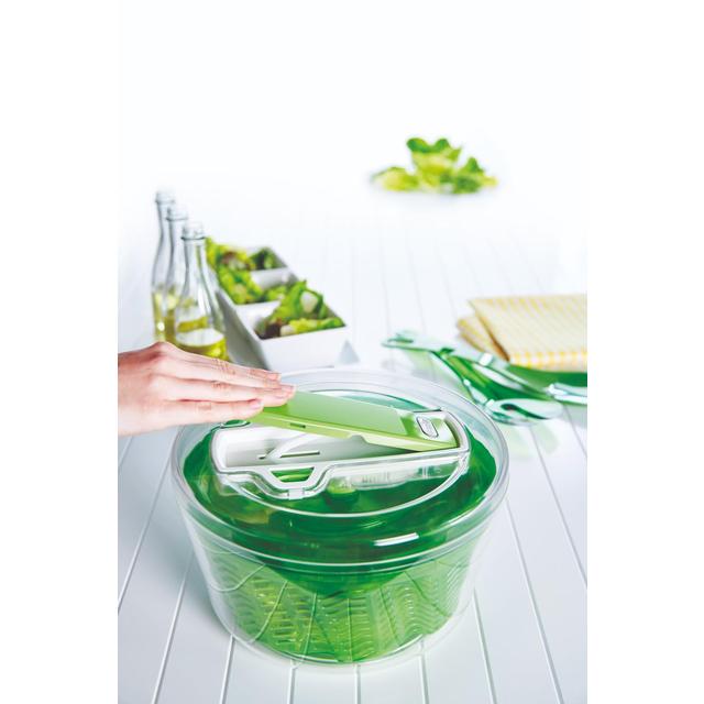 Zyliss Swift Dry Salad Spinner Small GOODS M&S   