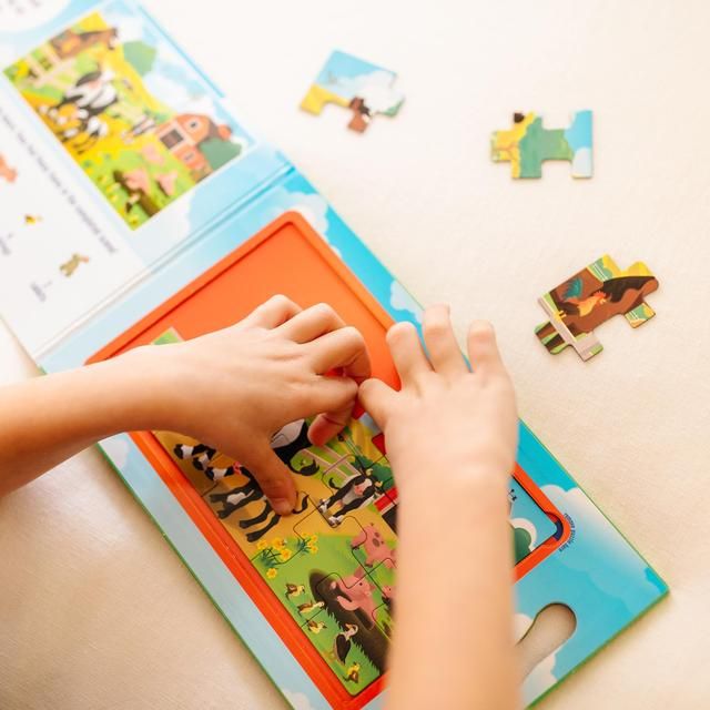 Melissa & Doug Take Along Magnetic Jigsaw Puzzles - On the Farm GOODS M&S   