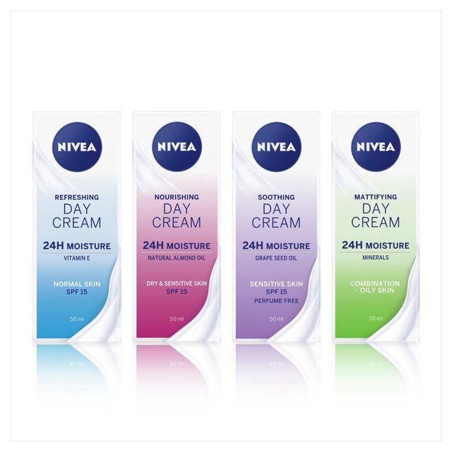 NIVEA Day Cream Face Moisturiser for Dry & Sensitive Skin SPF15   50ml