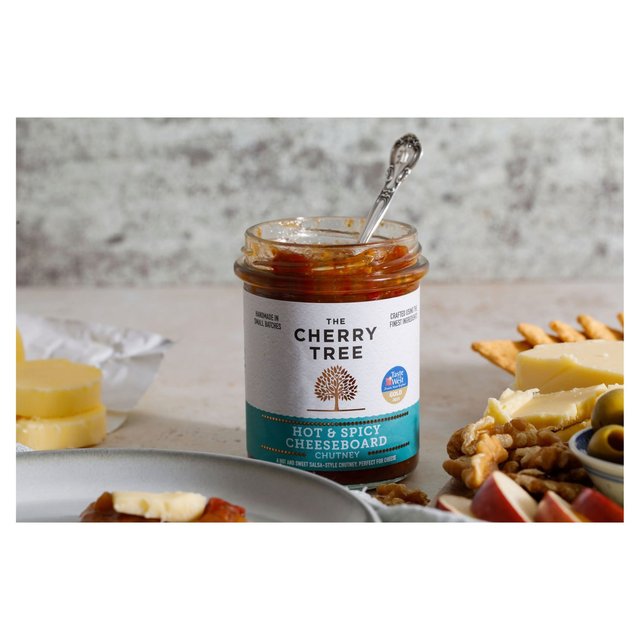 The Cherry Tree Hot & Spicy Cheeseboard Chutney   210g