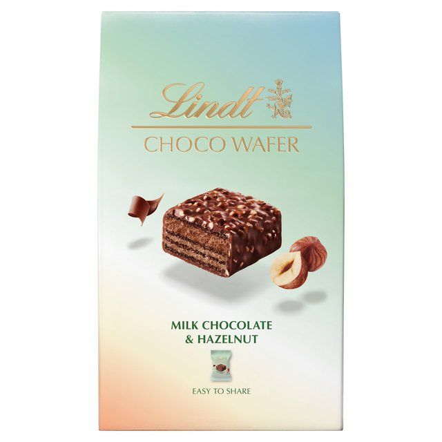 Lindt CHOCO WAFER Milk Chocolate & Hazelnut Sharing Box   135g GOODS M&S   