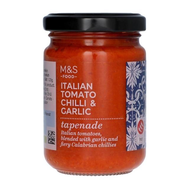 M&S Italian Tomato Chilli & Garlic Tapenade   140g