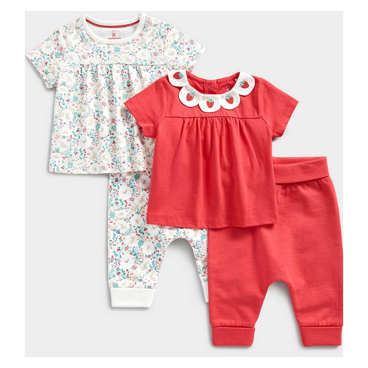 Mothercare T-Shirts and Joggers - 4 Piece GOODS Boots   