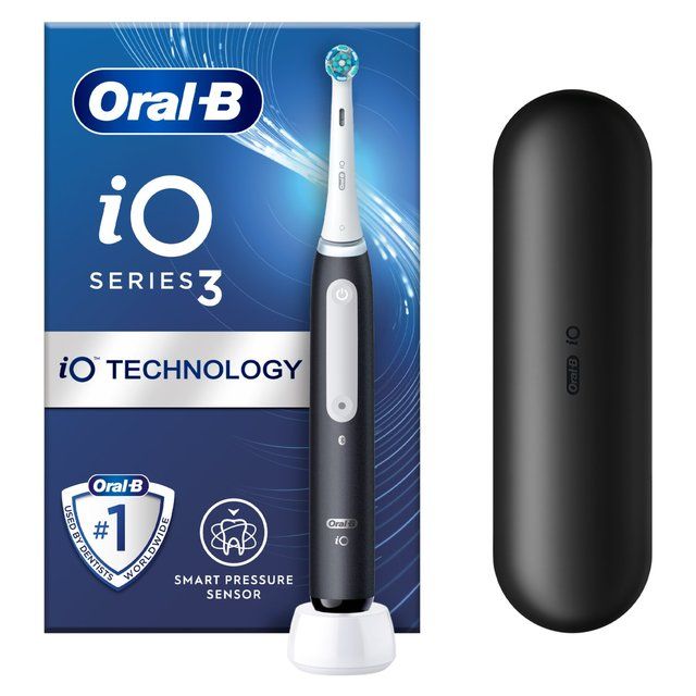 Oral-B iO Black Electric Toothbrush + Travel Case