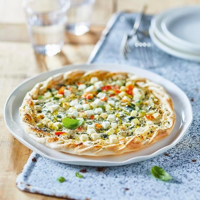 Picard Courgette and Goat's Cheese Tart    359g GOODS M&S   