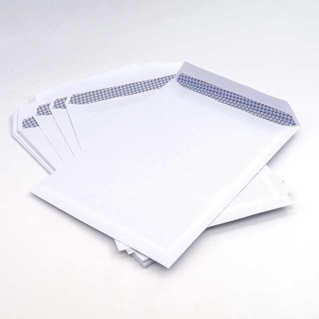 Pukka Pad - 25 Pack Envelopes - C4 White Self Seal Pocket - 324mm x 229m   25 per pack GOODS M&S   