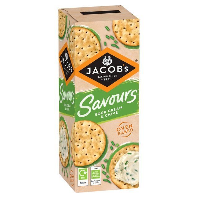 Jacob's Savours Sour Cream & Chive Crackers   150g