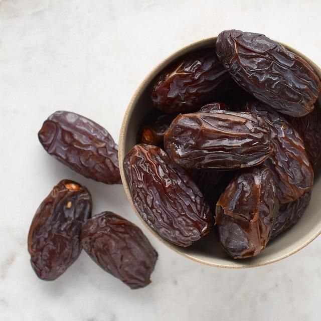 Ocado Medjool Dates   500g GOODS M&S   