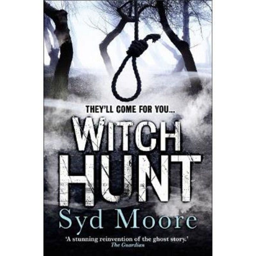 Paperback Witch Hunt by Syd Moore