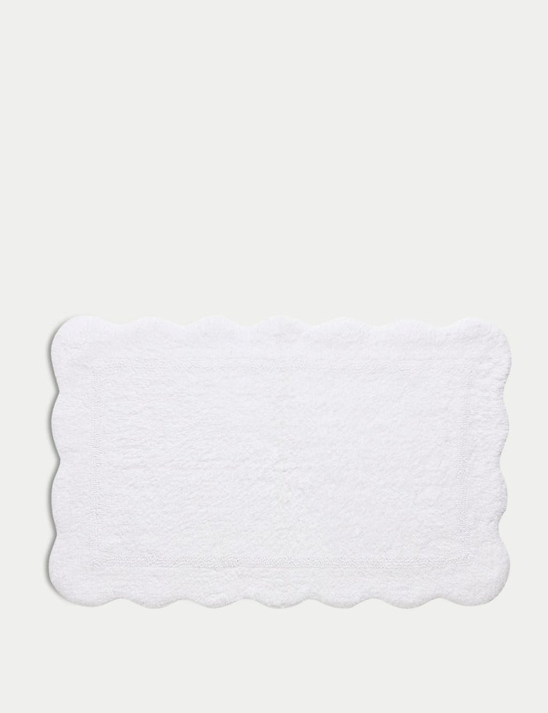 Pure Cotton Scalloped Bath Mat