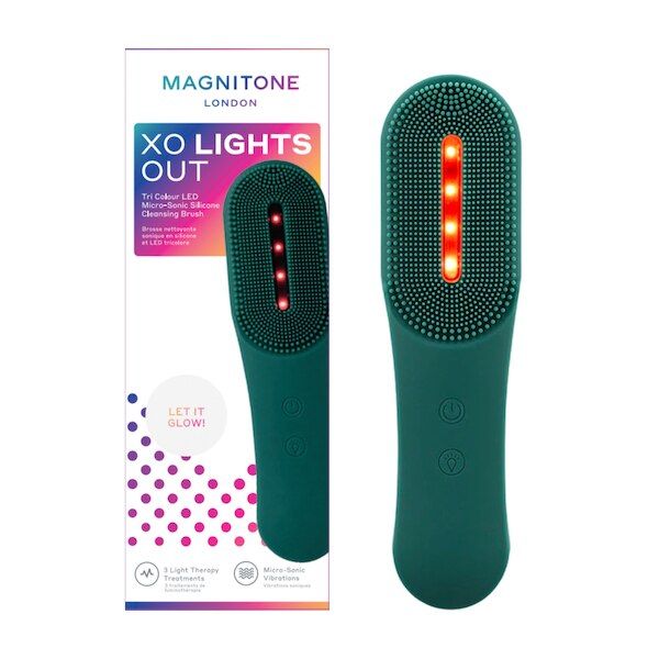 MAGNITONE XO LightsOut LED Silicone Cleansing Brush GOODS Superdrug   