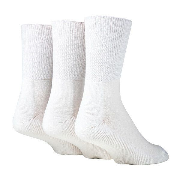 IOMI 3 Pairs Extra Wide Bamboo Diabetic Socks 4-7 UK White / 3EA