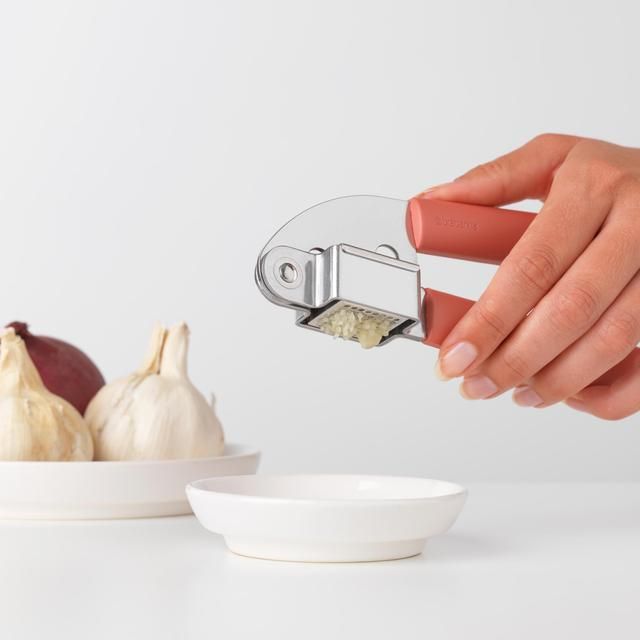 Brabantia Garlic Press Tasty+ Terracotta Pink