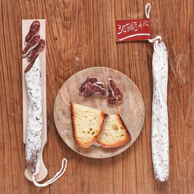 Brindisa Casa Riera Salchichon Bastonets de Vic Fuet   180g