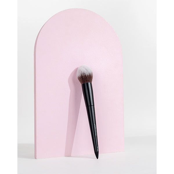 Brushworks No. 10 Bronzer Brush