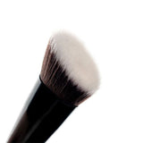 Brushworks No. 9 Angled Flat Top Foundation Buffing Brush