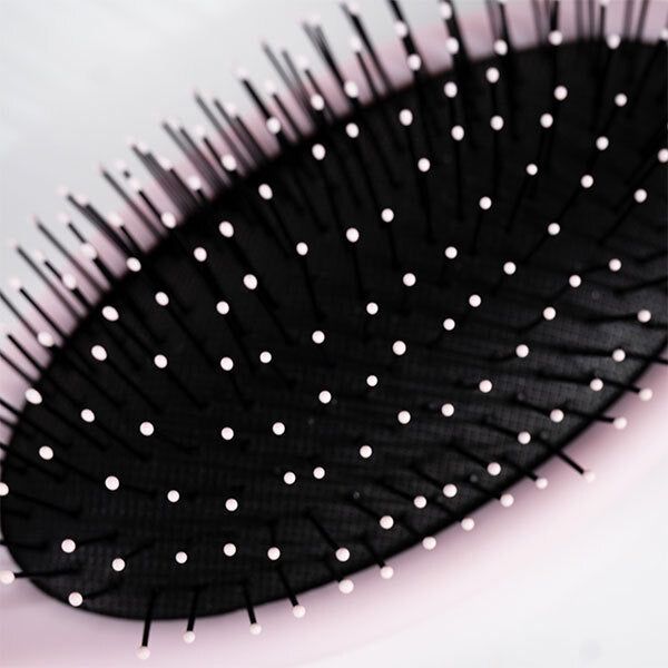 Brushworks Professional Oval Detangling Hair Brush - Pink