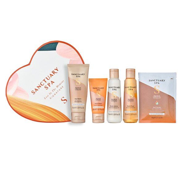 Sanctuary Spa Lost In The Moment Gift Set 330ml GOODS Superdrug   