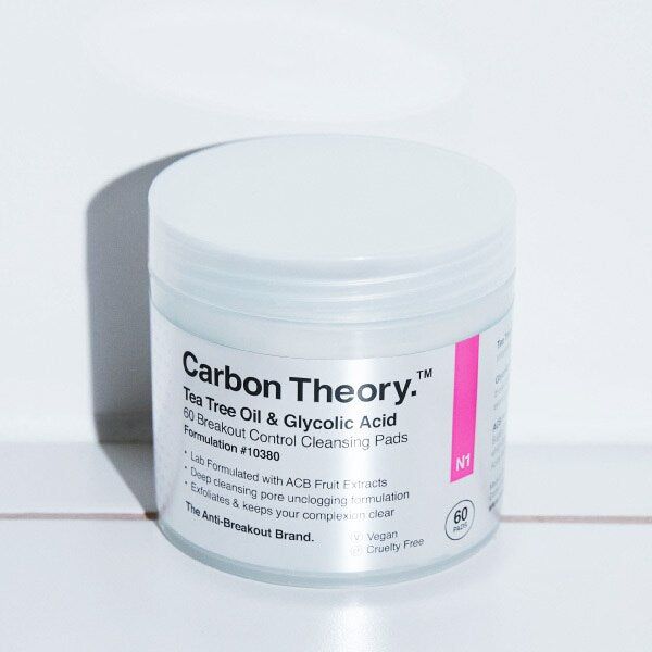 Carbon Theory Tea Tree &amp;amp; Glycolic Acid Cleansing Pads X60