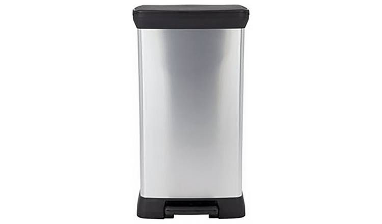 Curver 50 Litre Deco Pedal Bin - Silver