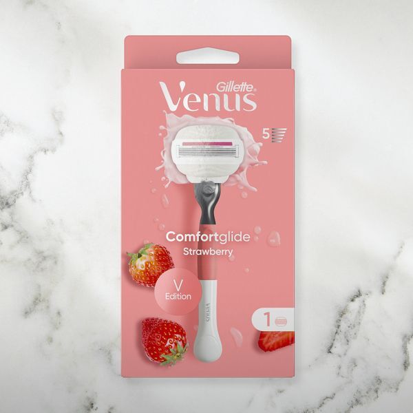 Venus Comfortglide Strawberry Razor - 1 Blade GOODS Superdrug   