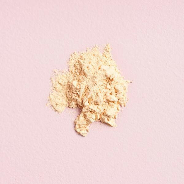 W7 Banana Dreams Loose Powder 20g GOODS Superdrug   