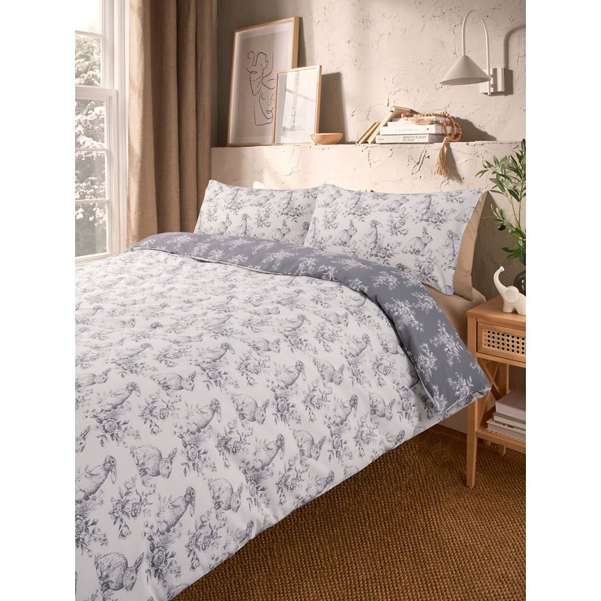 George Home Grey &amp;amp; White Homestead Bunny Toile Reversble Duvet Set -King