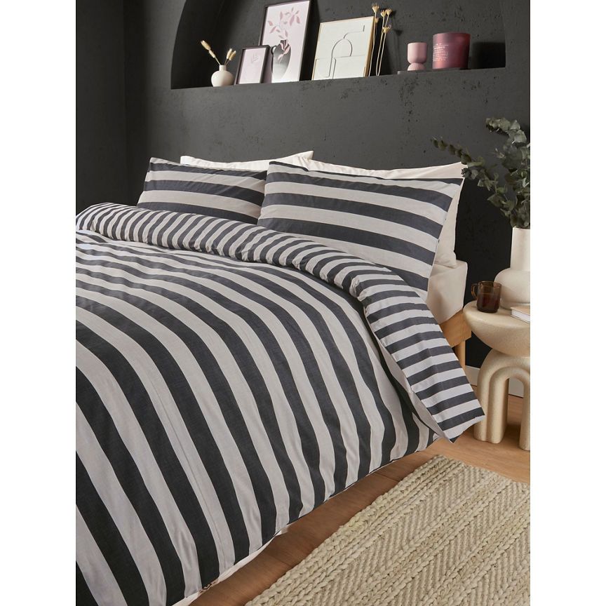 George Home White & Black Humbug Stripe Reversible Duvet Set -Double