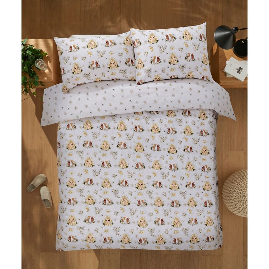 George Home White Daisy Guinea Pig Reversible Duvet Set -Double