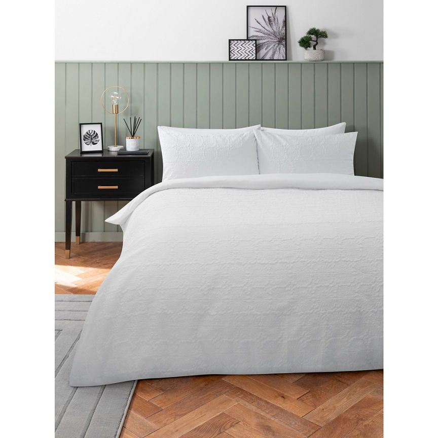 George Home White Embossed Flower Duvet Set -Single