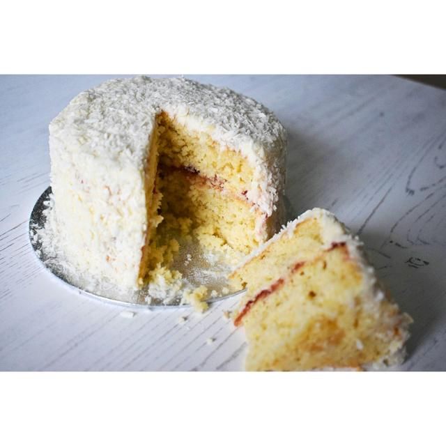 Gluten Free Kitchen White Chocolate & Coconut Cake   450g