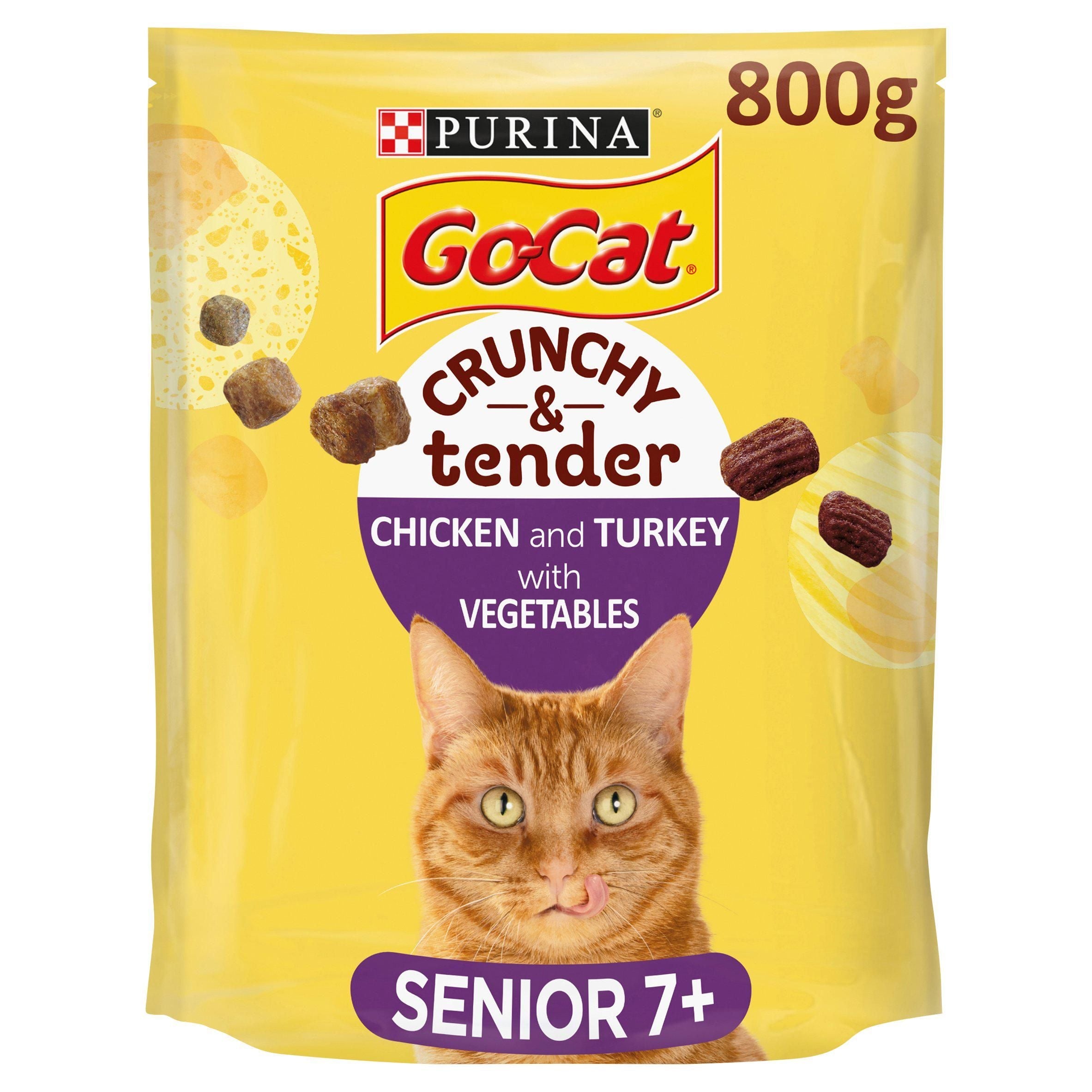 Go-Cat Crunchy &amp;amp; Tender Senior with a Tasty Chicken &amp;amp; Turkey Mix with Vegetables 7+ Years 800g