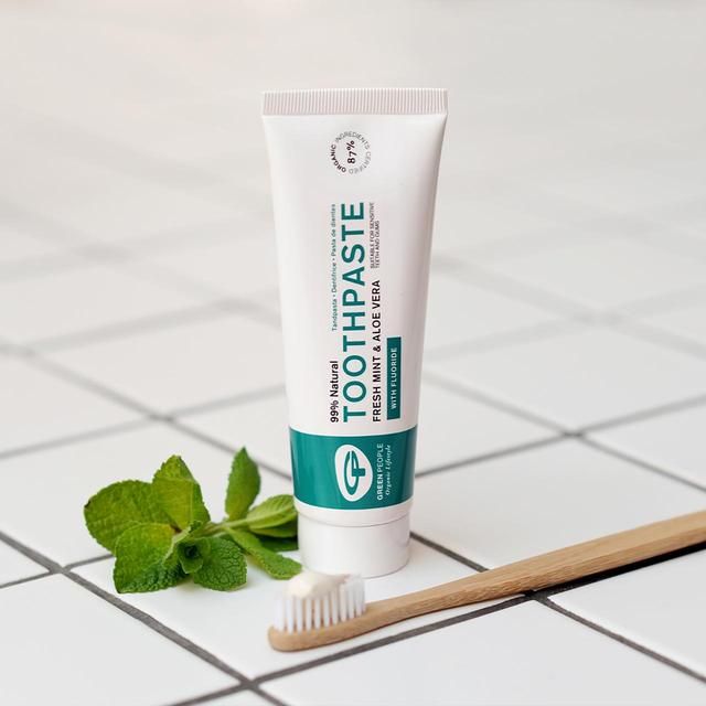 Green People Fresh Mint &amp;amp; Aloe Vera Fluoride Toothpaste   75ml