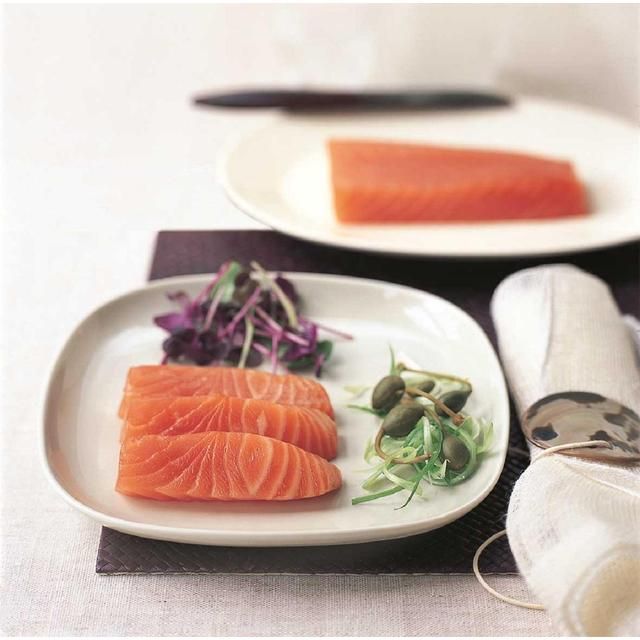 H. Forman &amp;amp; Son Royal Smoked Salmon Fillet   200g