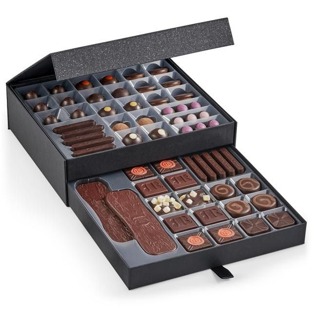 Hotel Chocolat - The Dark Cabinet   540g