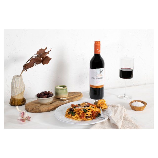 Isla Negra Merlot   75cl