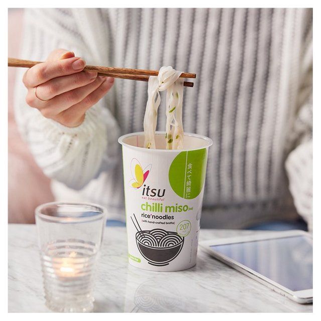 Itsu Chilli Miso Rice Noodles Cup   64g