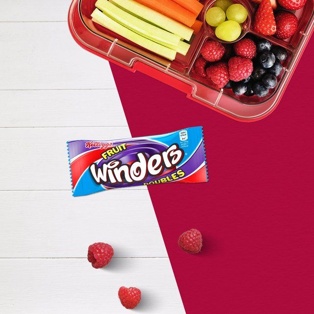 Kellogg's Winders Strawberry &amp;amp; Blackcurrant   5 x 17g